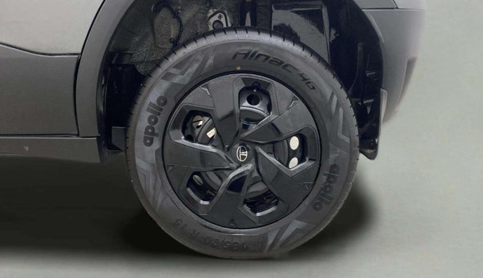 2024 Tata PUNCH ADVENTURE AMT, Petrol, Automatic, 4,529 km, Left Rear Wheel