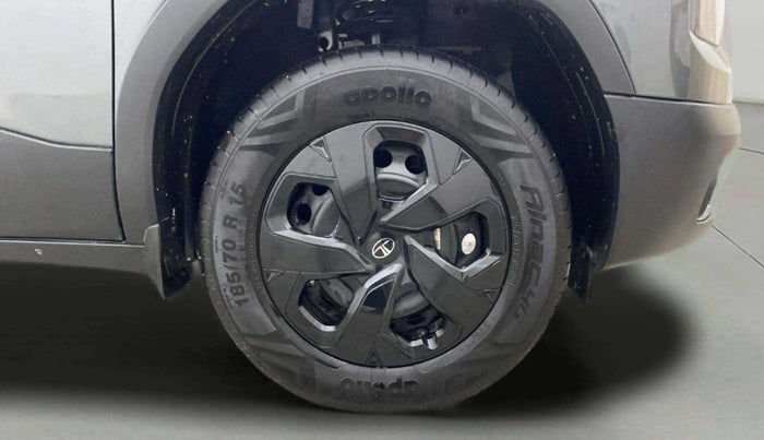 2024 Tata PUNCH ADVENTURE AMT, Petrol, Automatic, 4,529 km, Right Front Wheel