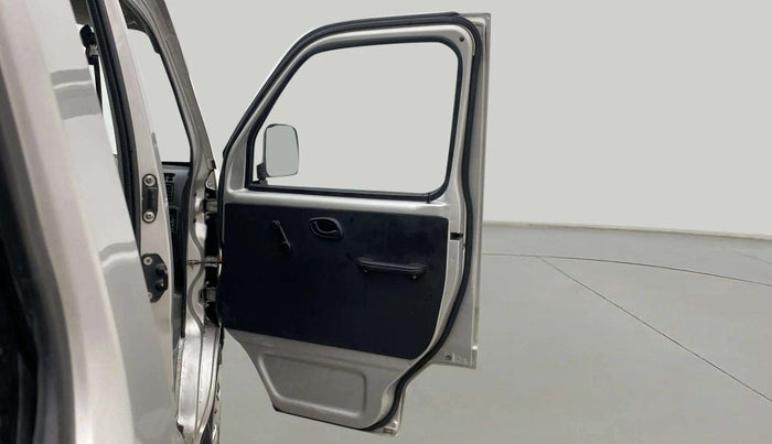 2023 Maruti Eeco 5 STR AC, Petrol, Manual, 52,947 km, RHS Front Door