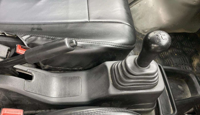 2023 Maruti Eeco 5 STR AC, Petrol, Manual, 52,947 km, Gear Lever