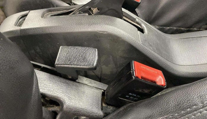 2023 Maruti Eeco 5 STR AC, Petrol, Manual, 52,947 km, Driver Side Adjustment Panel