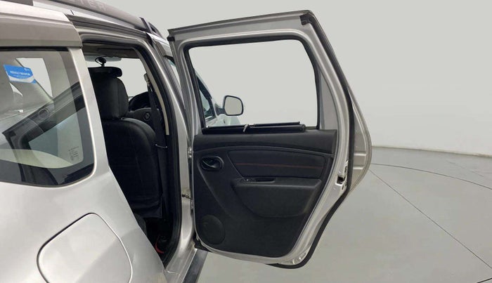 2018 Renault Duster RXS CVT, Petrol, Automatic, 49,641 km, RHS Rear Door