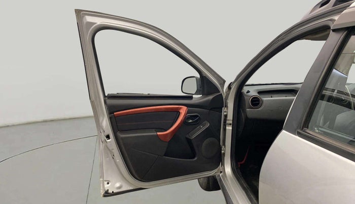 2018 Renault Duster RXS CVT, Petrol, Automatic, 49,641 km, LHS Front Door