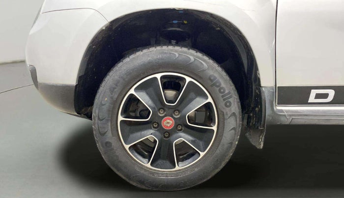 2018 Renault Duster RXS CVT, Petrol, Automatic, 49,641 km, Left Front Wheel