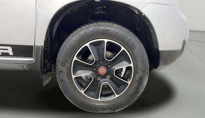 2018 Renault Duster RXS CVT, Petrol, Automatic, 49,641 km, Right Front Wheel