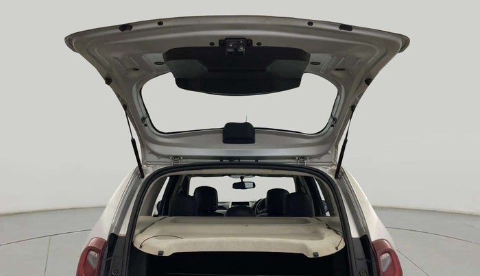 2018 Renault Duster RXS CVT, Petrol, Automatic, 49,641 km, Boot Door Open