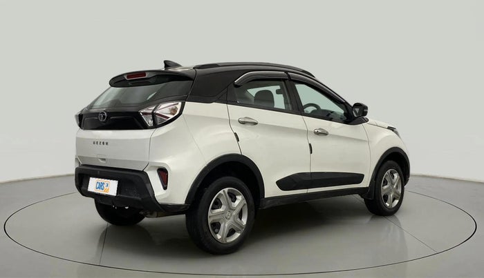 2022 Tata NEXON XM SUNROOF PETROL, Petrol, Manual, 28,608 km, Right Back Diagonal