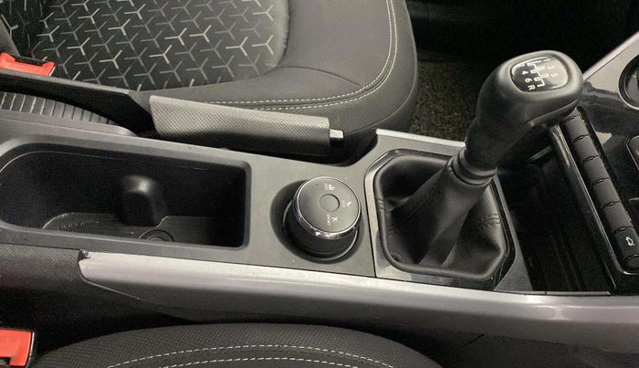2022 Tata NEXON XM SUNROOF PETROL, Petrol, Manual, 28,608 km, Gear Lever
