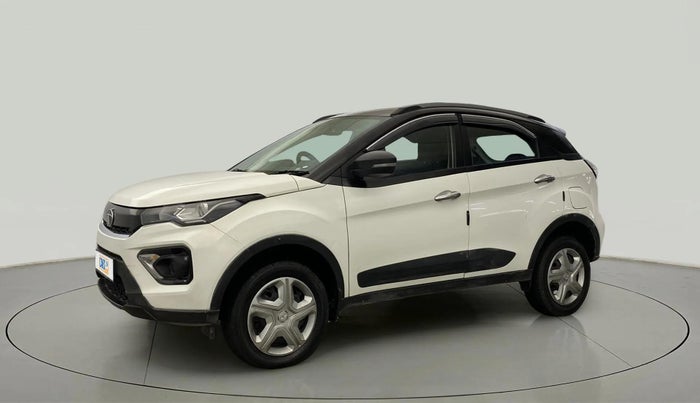 2022 Tata NEXON XM SUNROOF PETROL, Petrol, Manual, 28,608 km, Left Front Diagonal