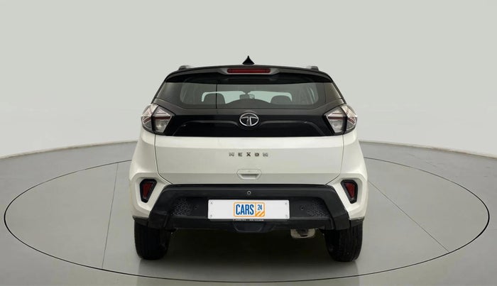 2022 Tata NEXON XM SUNROOF PETROL, Petrol, Manual, 28,608 km, Back/Rear
