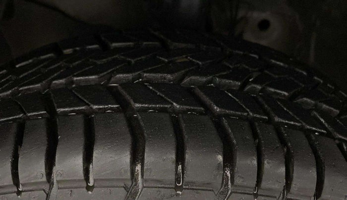 2018 Honda Amaze 1.2L I-VTEC S, Petrol, Manual, 70,409 km, Left Front Tyre Tread