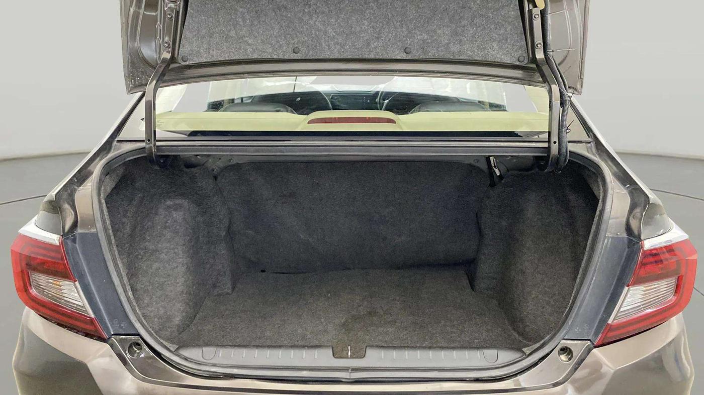 2021 Honda Amaze 1.2L I-VTEC VX, Petrol, Manual, 26,656 km, Boot Open Zoomed View