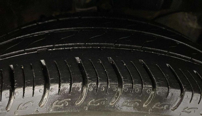 2021 Honda Amaze 1.2L I-VTEC VX, Petrol, Manual, 26,498 km, Right Rear Tyre Tread