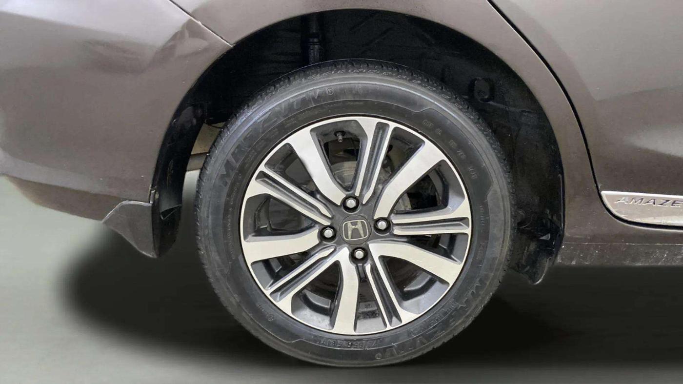 2021 Honda Amaze 1.2L I-VTEC VX, Petrol, Manual, 26,656 km, Right Rear Wheel
