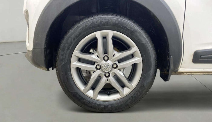 2024 Renault TRIBER RXZ, Petrol, Manual, 5,528 km, Left Front Wheel
