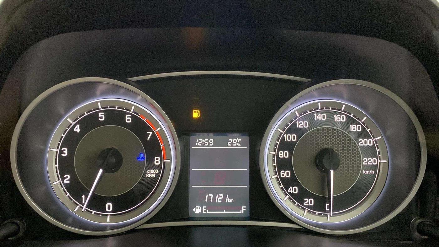 2024 Maruti Dzire VXI AMT, CNG, Automatic, 17,070 km, Odometer Image