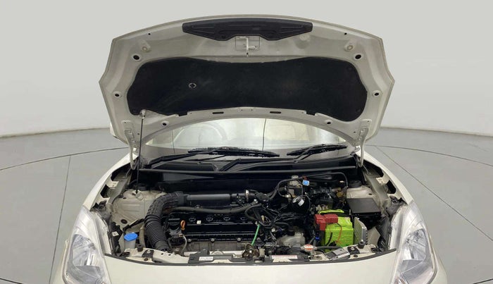 2024 Maruti Dzire VXI AMT, CNG, Automatic, 17,070 km, Open Bonet