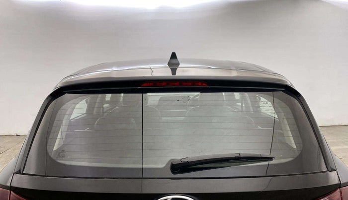 2022 Hyundai NEW I20 ASTA (O) 1.2 MT, Petrol, Manual, 40,473 km, Rear Windshield