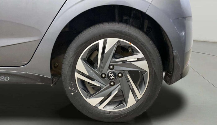 2022 Hyundai NEW I20 ASTA (O) 1.2 MT, Petrol, Manual, 40,473 km, Left Rear Wheel