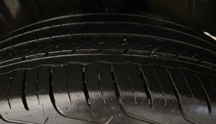 2023 Maruti FRONX DELTA PLUS 1.2L AGS, Petrol, Automatic, 22,569 km, Left Rear Tyre Tread