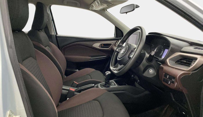 2023 Maruti FRONX DELTA PLUS 1.2L AGS, Petrol, Automatic, 22,569 km, Right Side Front Door Cabin