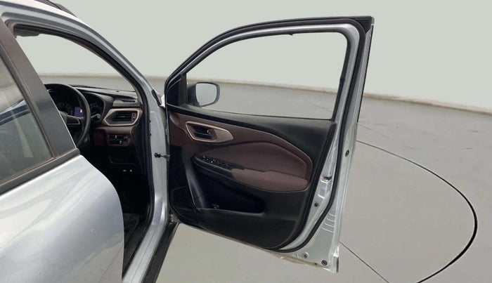 2023 Maruti FRONX DELTA PLUS 1.2L AGS, Petrol, Automatic, 22,569 km, RHS Front Door