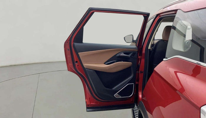 2023 MG HECTOR PLUS SHARP PRO 1.5 TURBO MT 6 STR, Petrol, Manual, 19,276 km, LHS Rear Door