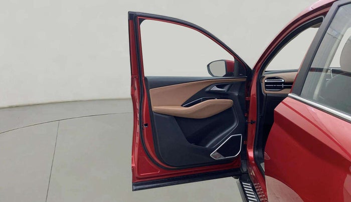 2023 MG HECTOR PLUS SHARP PRO 1.5 TURBO MT 6 STR, Petrol, Manual, 19,276 km, LHS Front Door