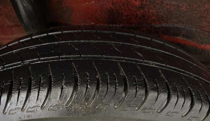 2021 Maruti S PRESSO VXI CNG, CNG, Manual, 64,453 km, Right Rear Tyre Tread
