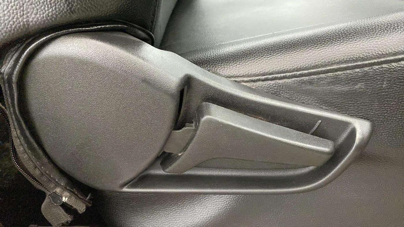 2021 Maruti S PRESSO VXI CNG, CNG, Manual, 64,453 km, Driver Side Adjustment Panel