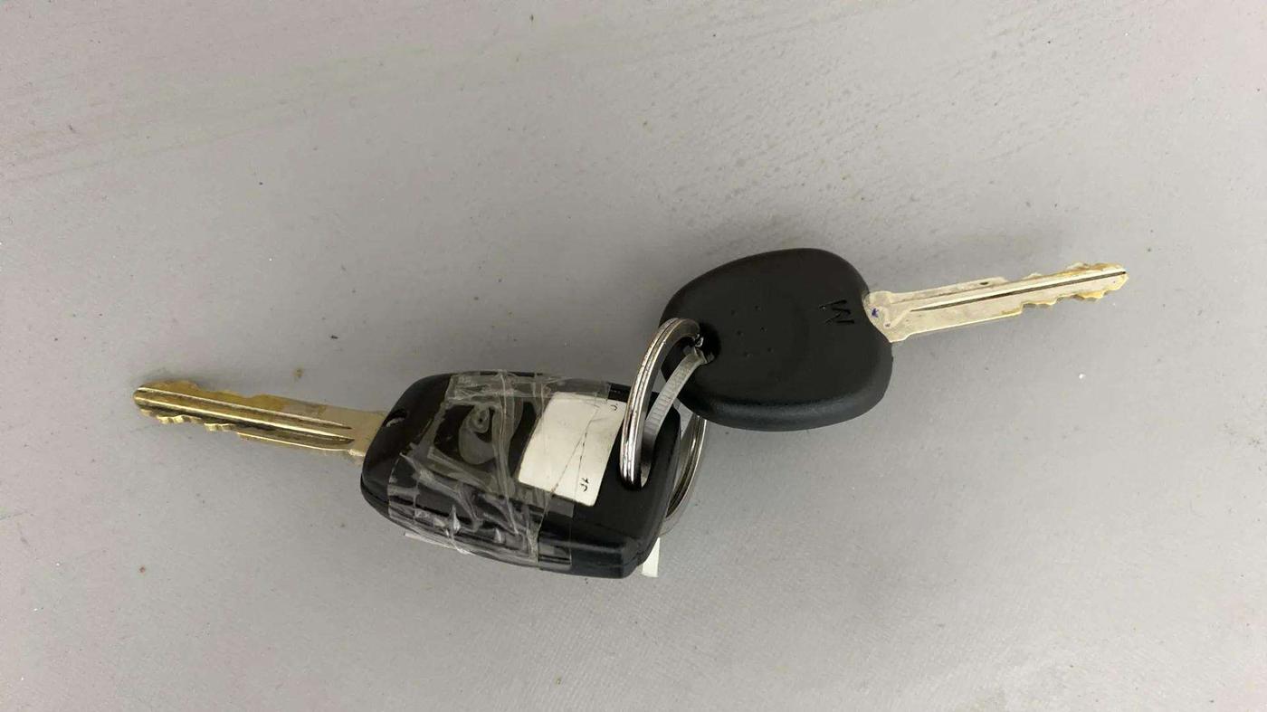 2020 Hyundai NEW SANTRO SPORTZ AMT, Petrol, Automatic, 28,040 km, Key Close Up
