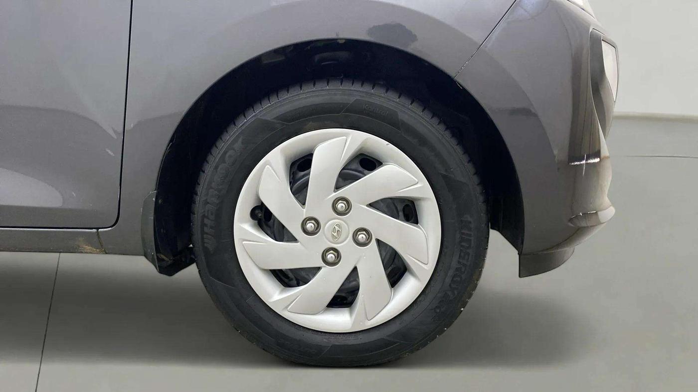 2020 Hyundai NEW SANTRO SPORTZ AMT, Petrol, Automatic, 28,040 km, Right Front Wheel