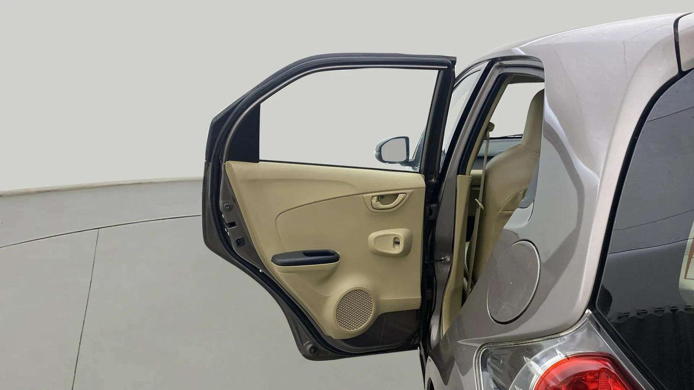 2016 Honda Brio S MT, Petrol, Manual, 34,461 km, LHS Rear Door