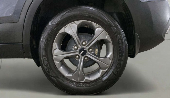2021 KIA SELTOS HTK PLUS 1.5, Petrol, Manual, 25,976 km, Left Rear Wheel