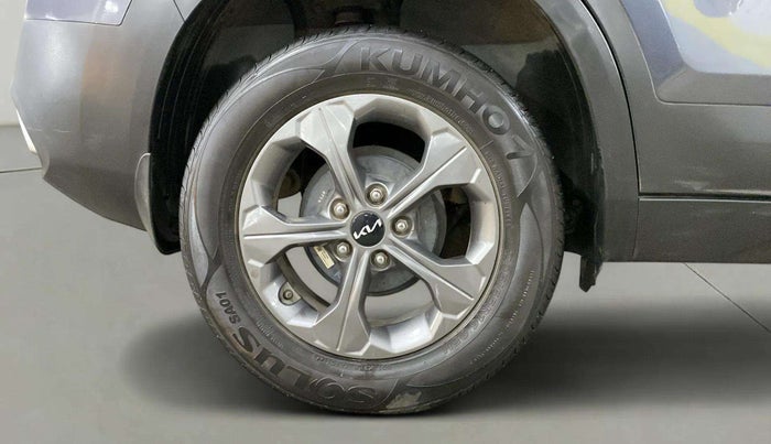 2021 KIA SELTOS HTK PLUS 1.5, Petrol, Manual, 25,976 km, Right Rear Wheel