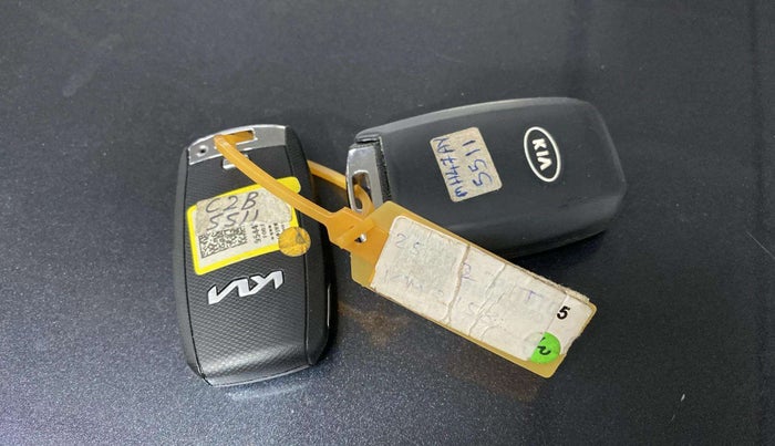 2021 KIA SELTOS HTK PLUS 1.5, Petrol, Manual, 25,976 km, Key Close Up