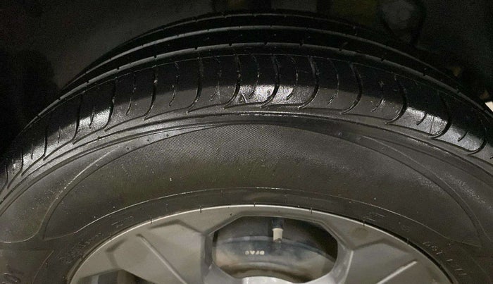 2021 KIA SELTOS HTK PLUS 1.5, Petrol, Manual, 25,976 km, Left Rear Tyre Tread