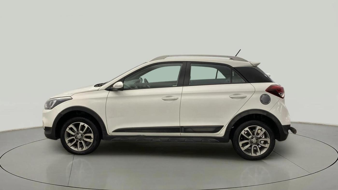 2017 Hyundai i20 Active 1.2 S, Petrol, Manual, 92,180 km, Left Side