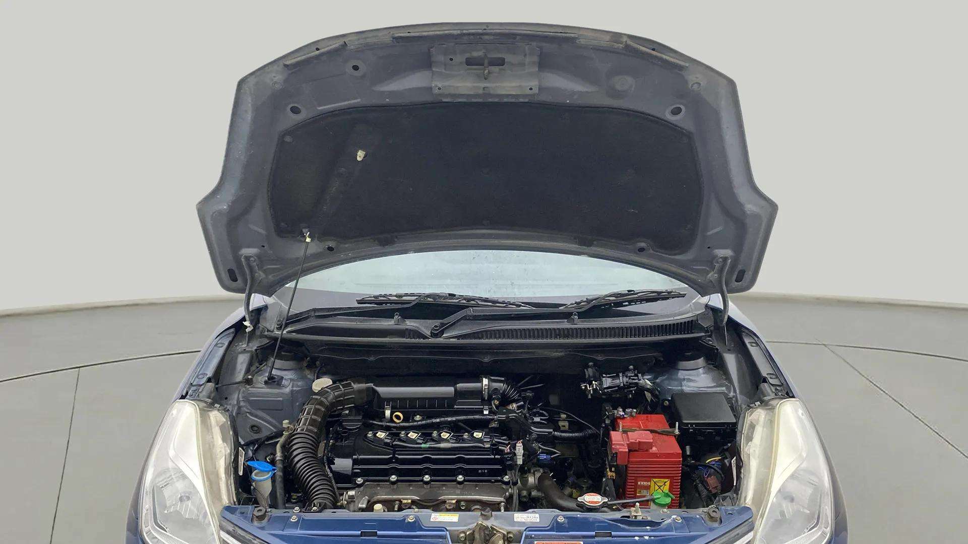Engine-Full-View-With-Bonnet-Open-13