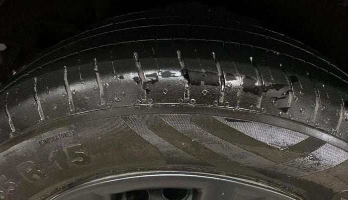2023 Hyundai VENUE S 1.2, Petrol, Manual, 12,262 km, Right Rear Tyre Tread
