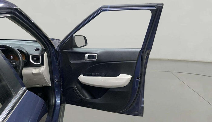 2023 Hyundai VENUE S 1.2, Petrol, Manual, 12,262 km, RHS Front Door