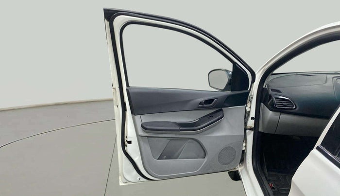 2022 Tata Tiago XT CNG, CNG, Manual, 35,727 km, LHS Front Door