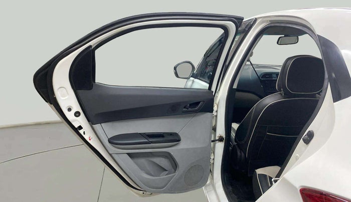 2022 Tata Tiago XT CNG, CNG, Manual, 35,727 km, LHS Rear Door