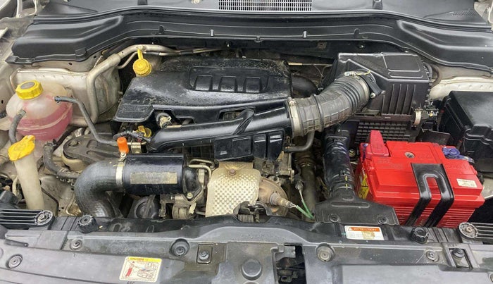 2019 Mahindra XUV300 W8 1.2 PETROL, Petrol, Manual, 81,109 km, Engine View