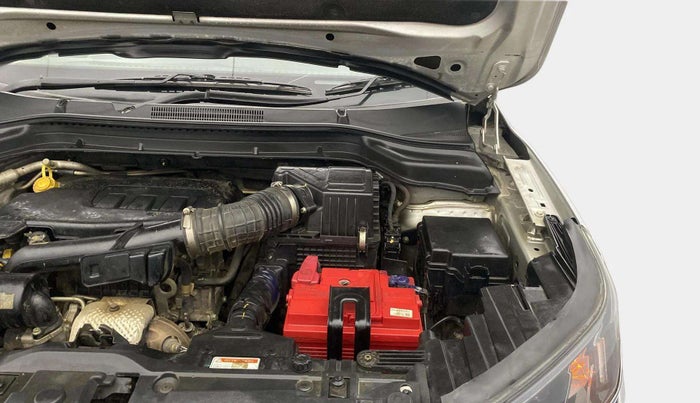 2019 Mahindra XUV300 W8 1.2 PETROL, Petrol, Manual, 81,109 km, Engine View - Left