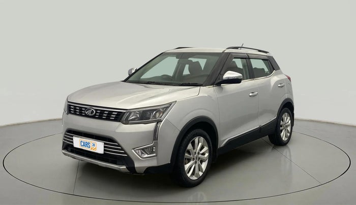 2019 Mahindra XUV300 W8 1.2 PETROL, Petrol, Manual, 81,109 km, Left Front Diagonal