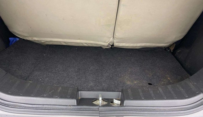 2016 Maruti Wagon R 1.0 VXI AMT, Petrol, Automatic, 93,545 km, Boot Inside