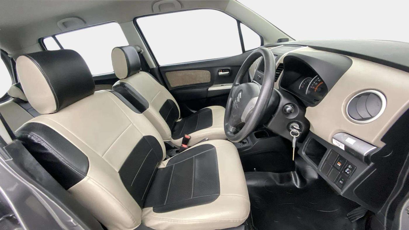 2016 Maruti Wagon R 1.0 VXI AMT, Petrol, Automatic, 93,646 km, Right Side Front Door Cabin