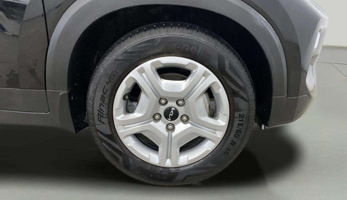 2023 KIA SONET HTK PLUS 1.2, Petrol, Manual, 18,108 km, Right Front Wheel