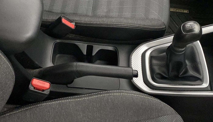 2023 KIA SONET HTK PLUS 1.2, Petrol, Manual, 18,108 km, Gear Lever